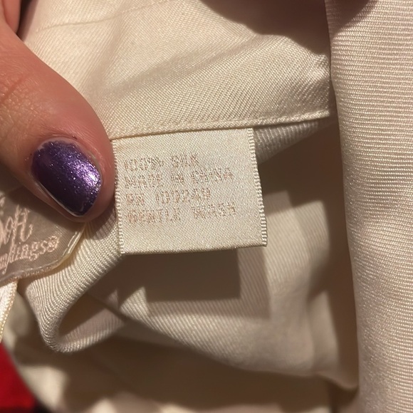 Soft Surroundings White Silk Button Down Front‎ Long Sleeve Woman’s Top - Picture 7 of 8